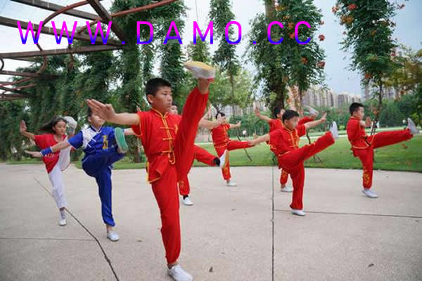 �׽