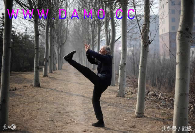 �׽