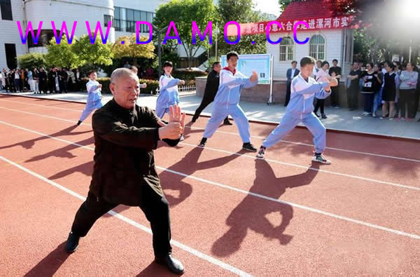 心意把 易筋经
