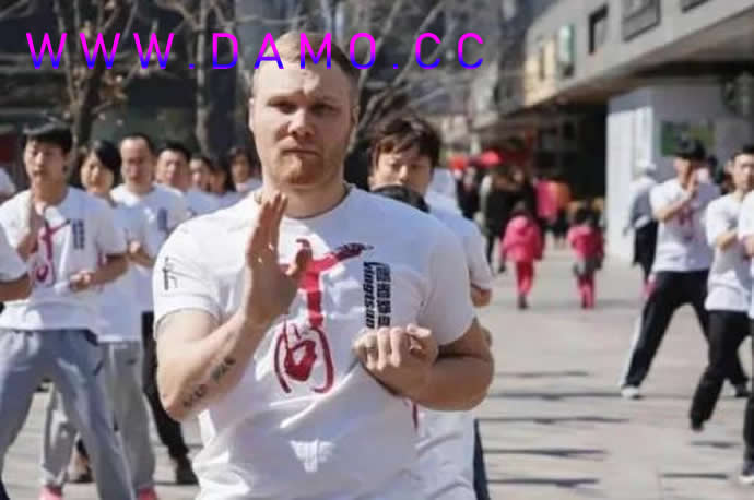 �׽